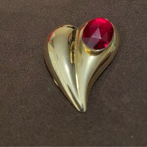 Gold tone heart scarf clip with lab grown ruby